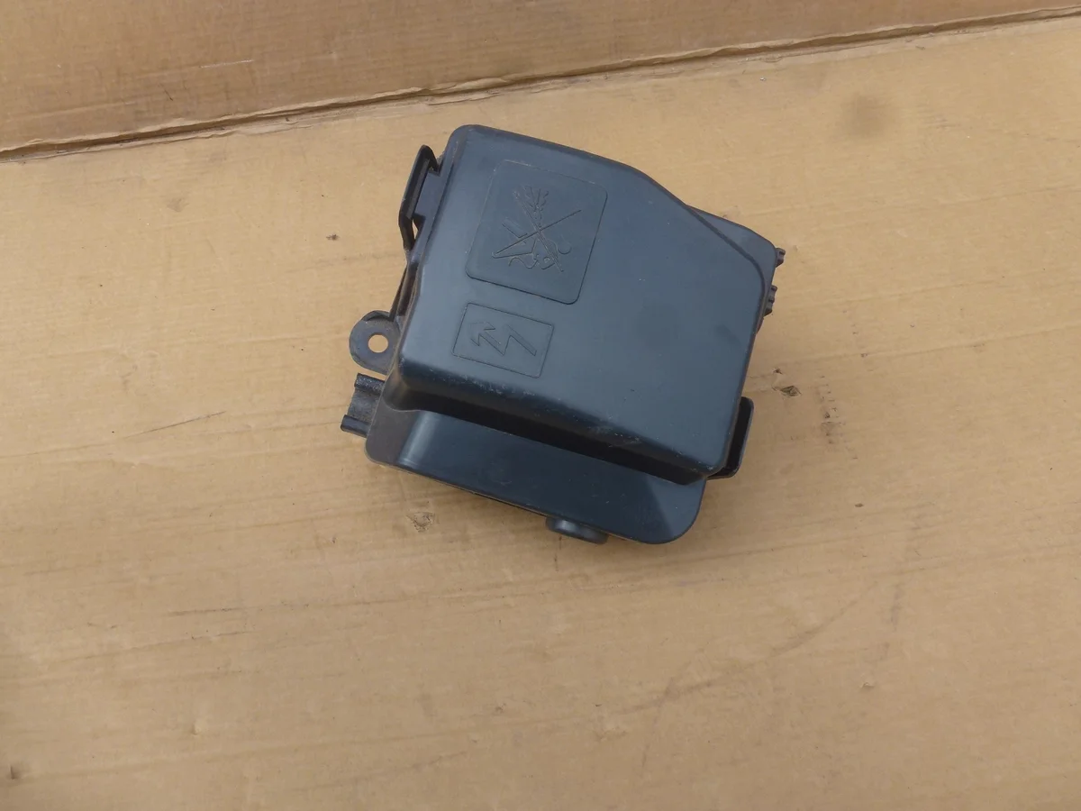 Boîtier fusible Dacia Duster II 243829068R