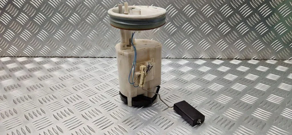 Skoda Octavia Mk1 Kraftstoffpumpen-Modul Sensor 1J0919183D 2208060051 image 6
