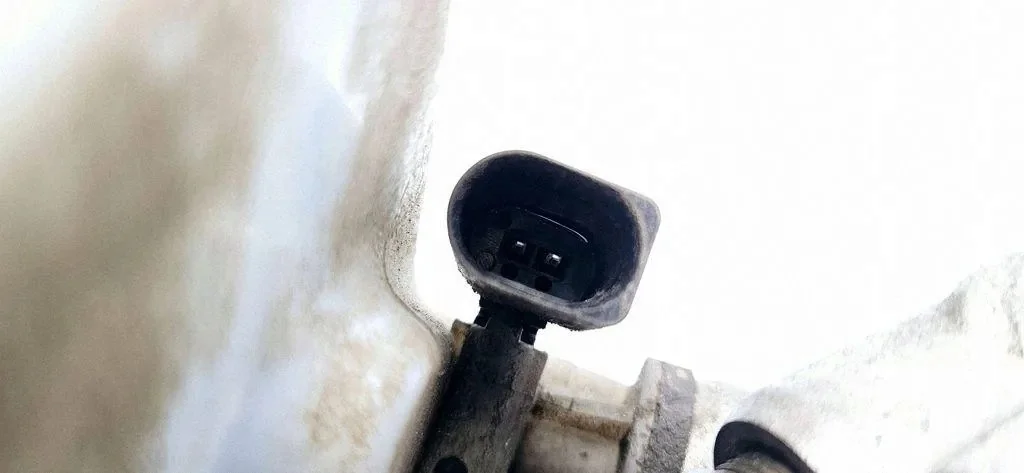 Cylindre de roue Volkswagen 5Q1611301 image 6
