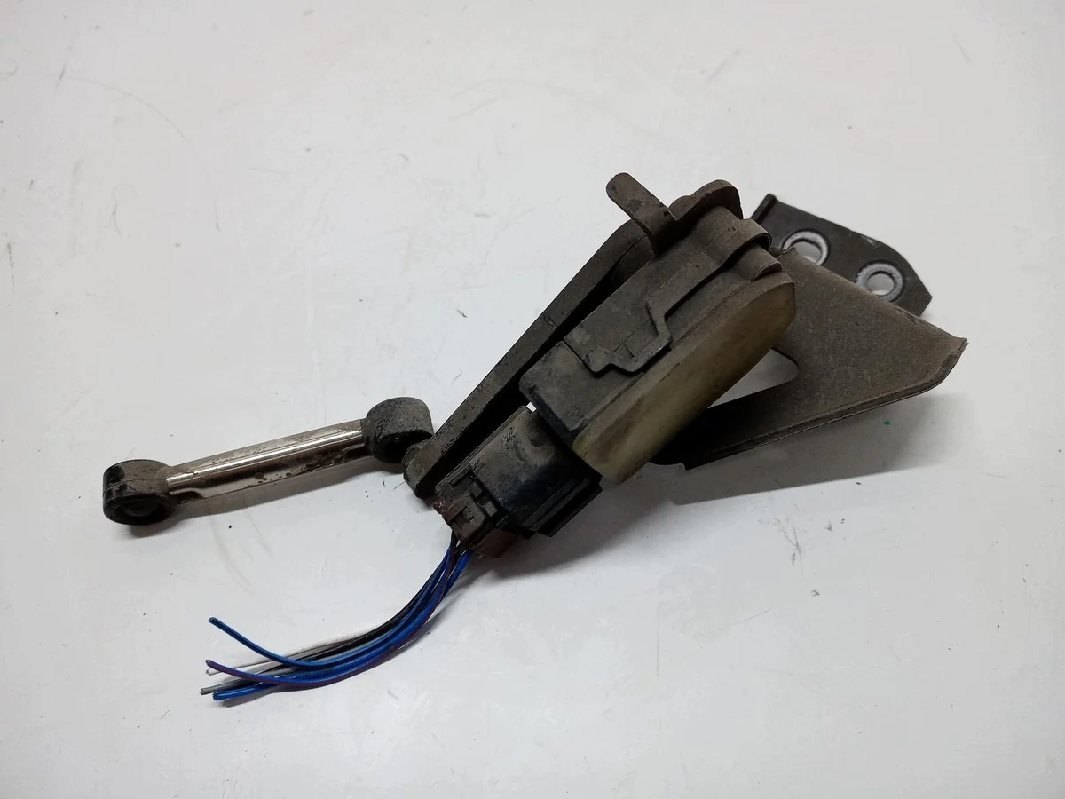 Kia Sportage V Sensor Nivelación Luces 92190-R2100