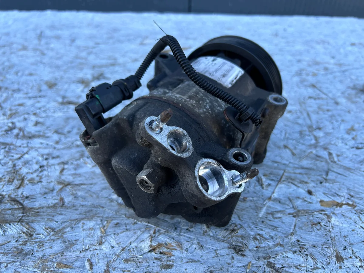 Klimakompressor Peugeot 308 II T9 9675657880 image 5
