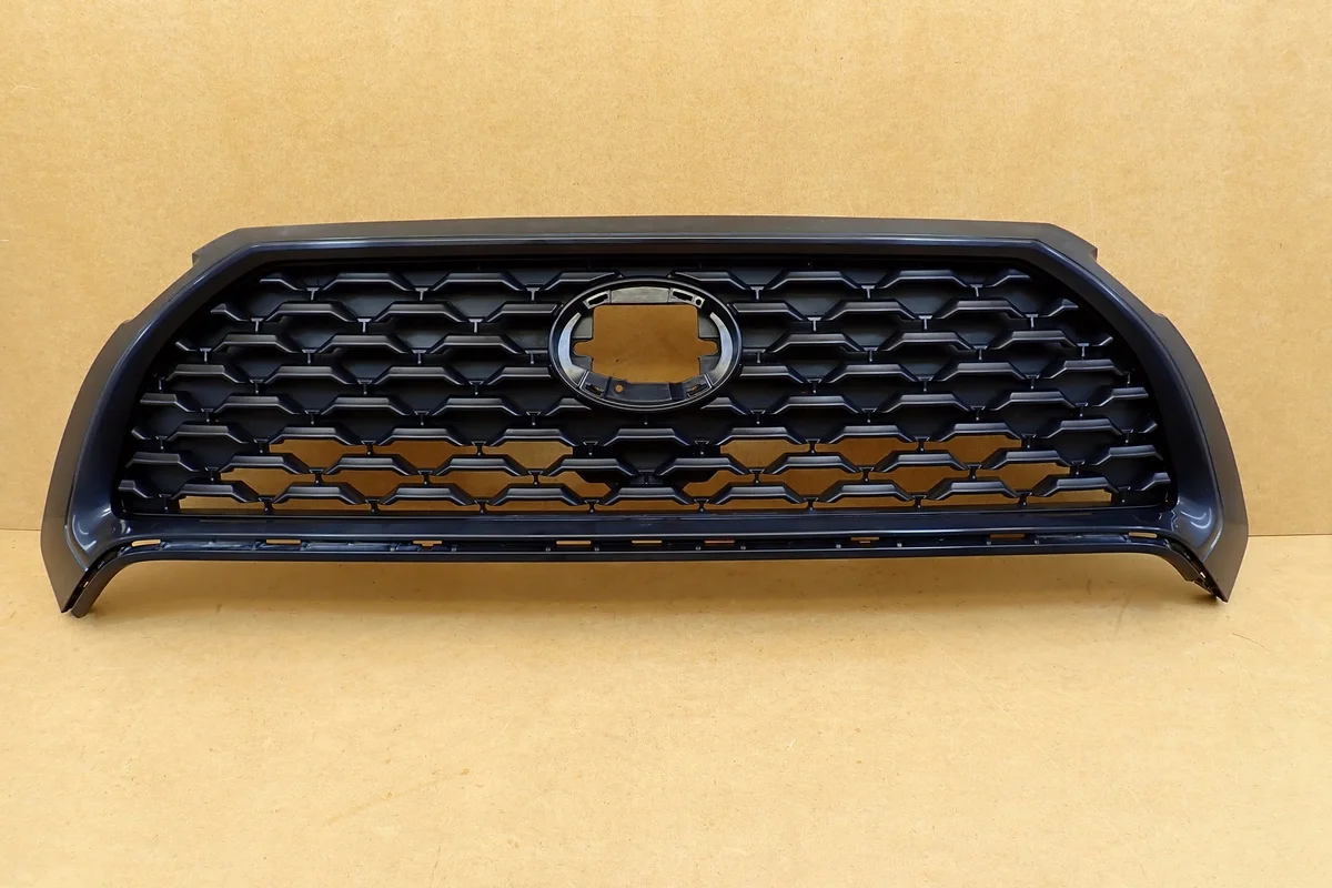 Toyota Corolla Cross Grill 53114-16060 thumbnail 1