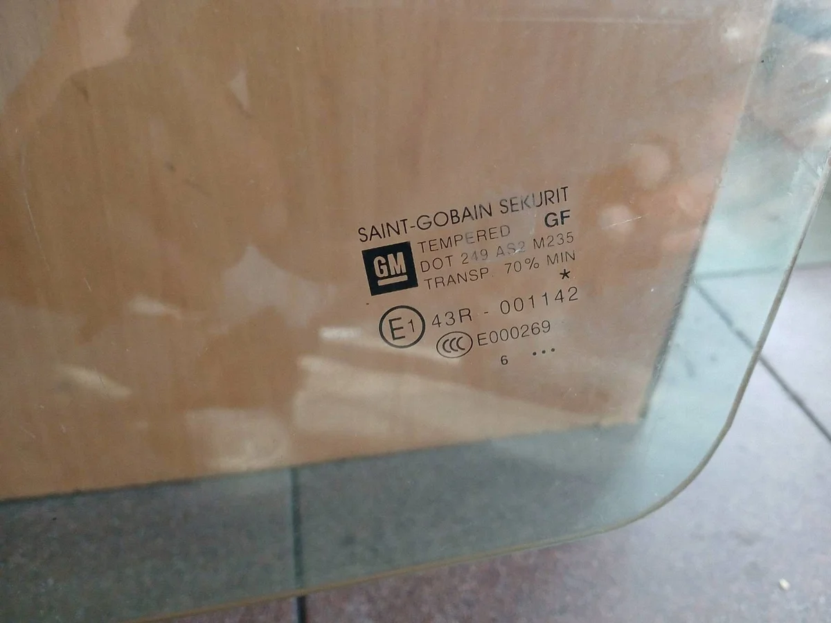 Fensterscheibe vorne links Opel Corsa D DOT249AS2M235 thumbnail 1
