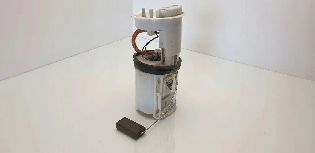 Bränslepump Ford Galaxy MK1 2.3 16V 7M3919051C