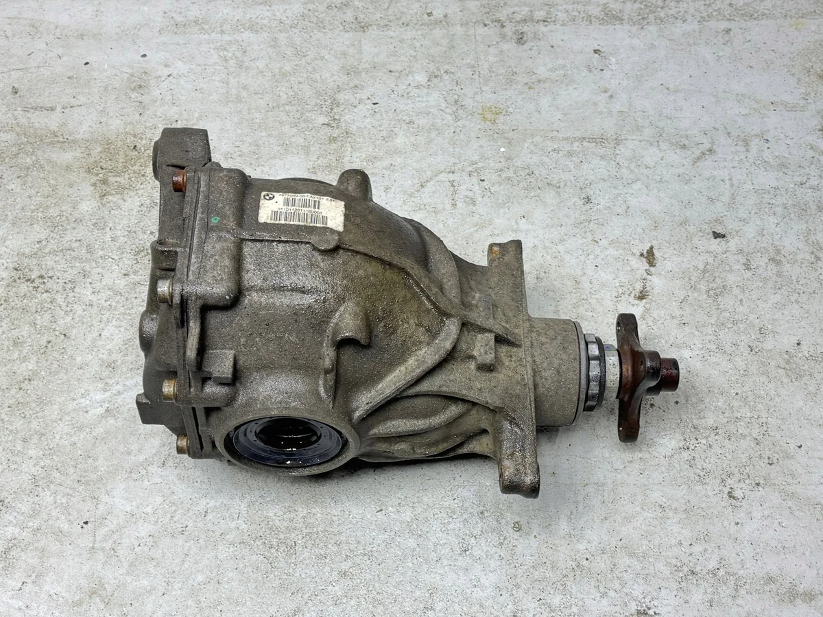 BMW 5 F10 F11 takatasauspyörästö 7577099