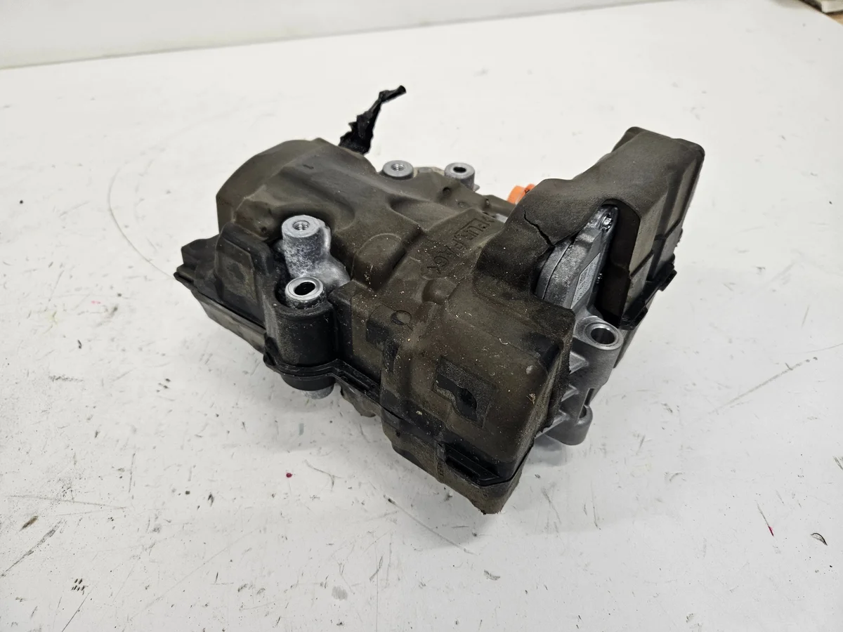 Ilmastoinnin kompressori Renault Megane V E-Tech 926005MZ1A image 3