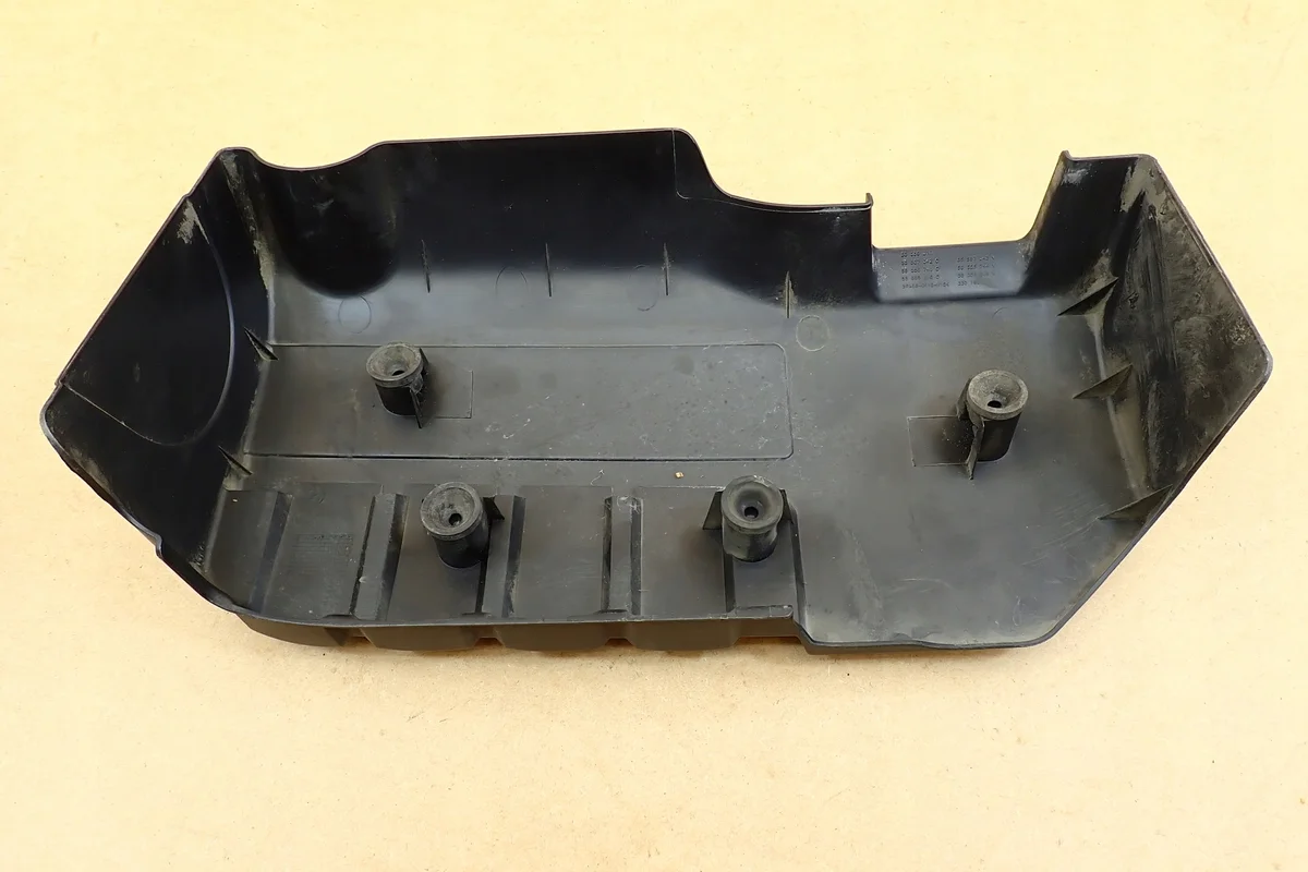 Skydd för motorkåpa Opel Astra H 55559813 OE image 9