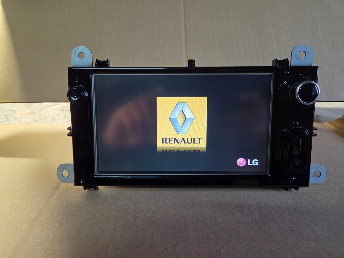 Radio Navigation Renault Clio IV 281152390R thumbnail 4