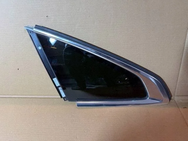 Vidro lateral traseiro Volkswagen Arteon 3G8845297E