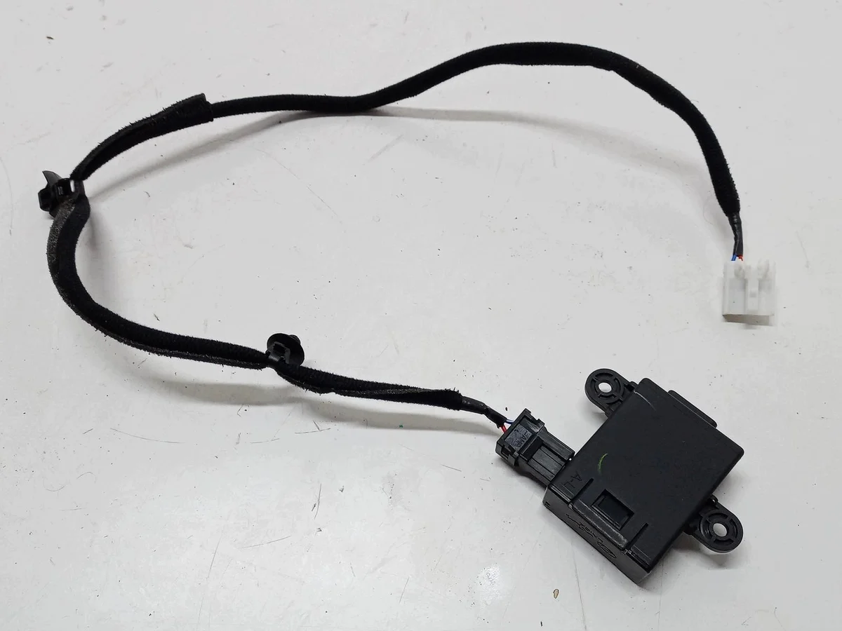 Prise USB Siège Avant Kia Sportage V 96125-P1600WK