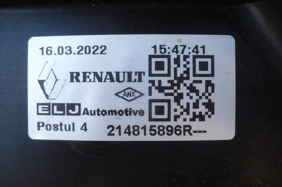 Renault Dacia Lüftergehäuse Kühler 214815896R image 4