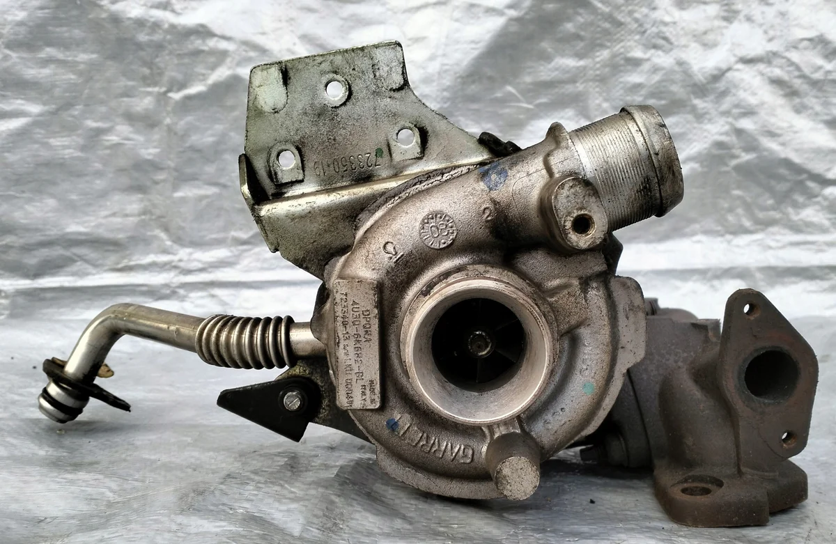Turboaggregat Citroen C5 III Peugeot 407 2.7 HDI 4U3Q-6K682-BL
