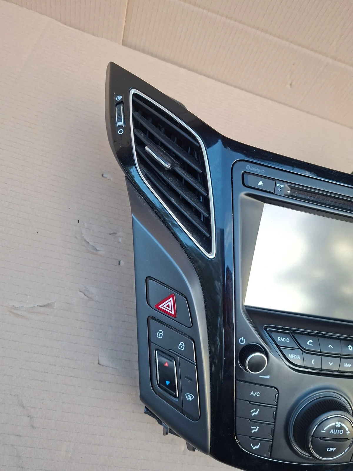 Radio Hyundai i40 96560-3Z000