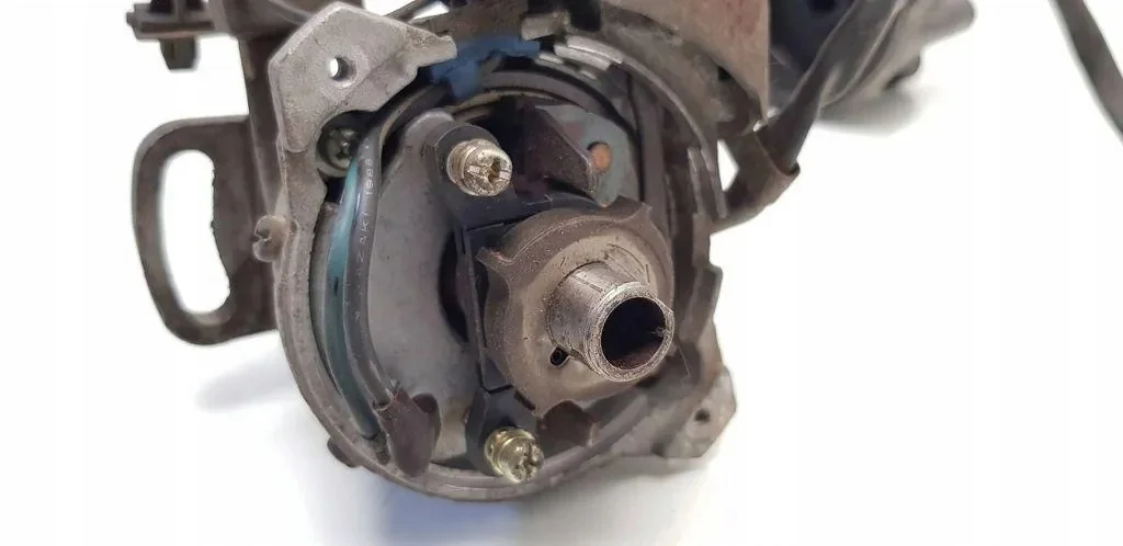 Zündverteiler Mazda 626 III T4T67771 1990 image 5