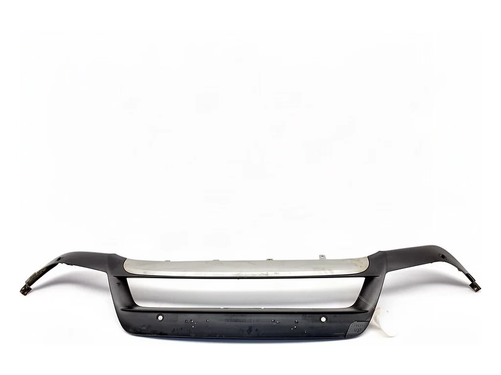 BMW E70 SUV 2006-2013 Revestimiento Parachoques Delantero 7222371