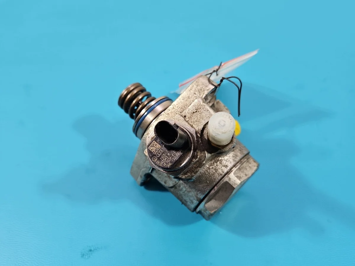 Audi A3 8V 1,4 TFSI Kraftstoffpumpe 04E127026H thumbnail 3