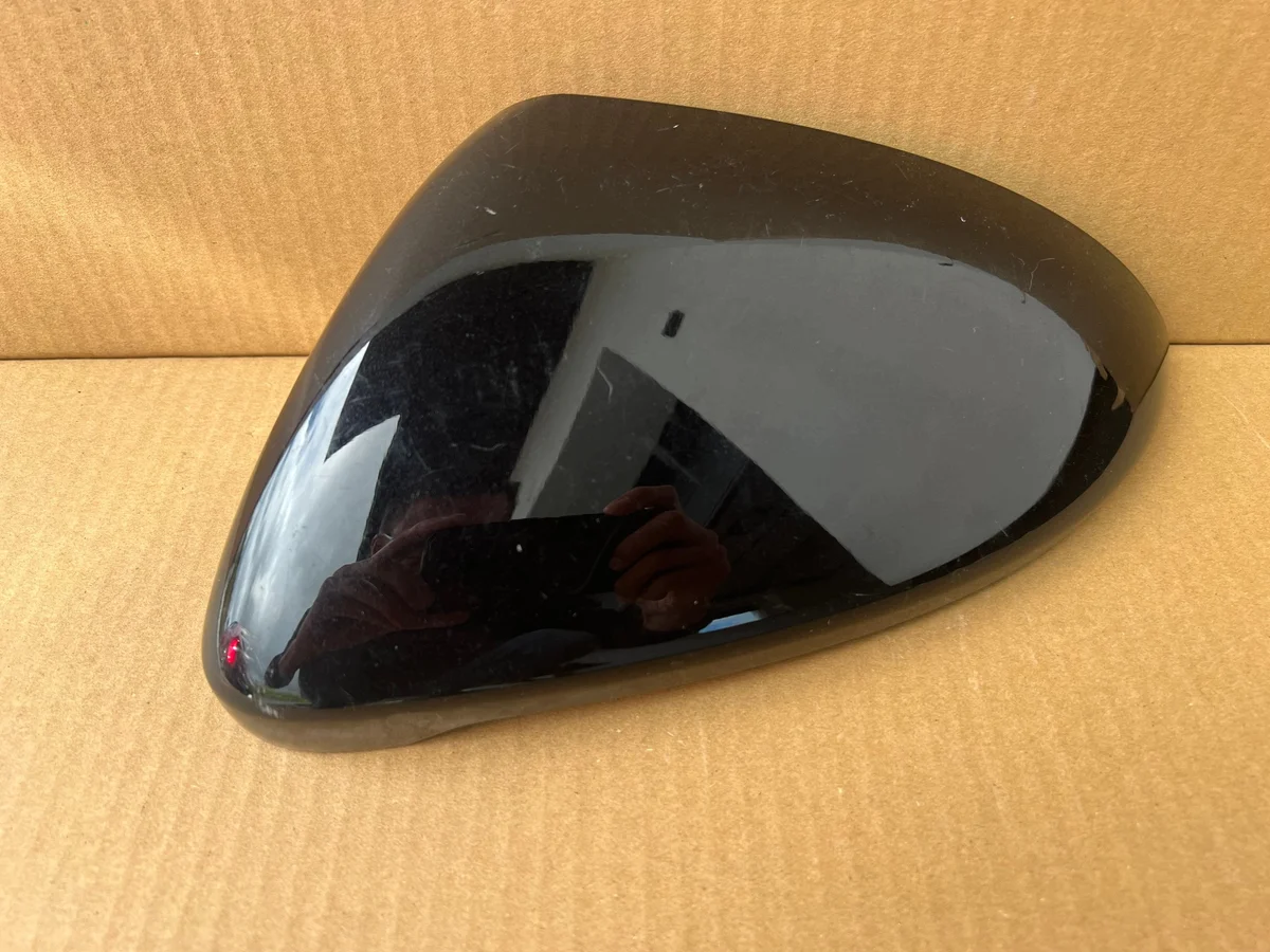 Peilin kuori Volkswagen Golf VII 5G0857537