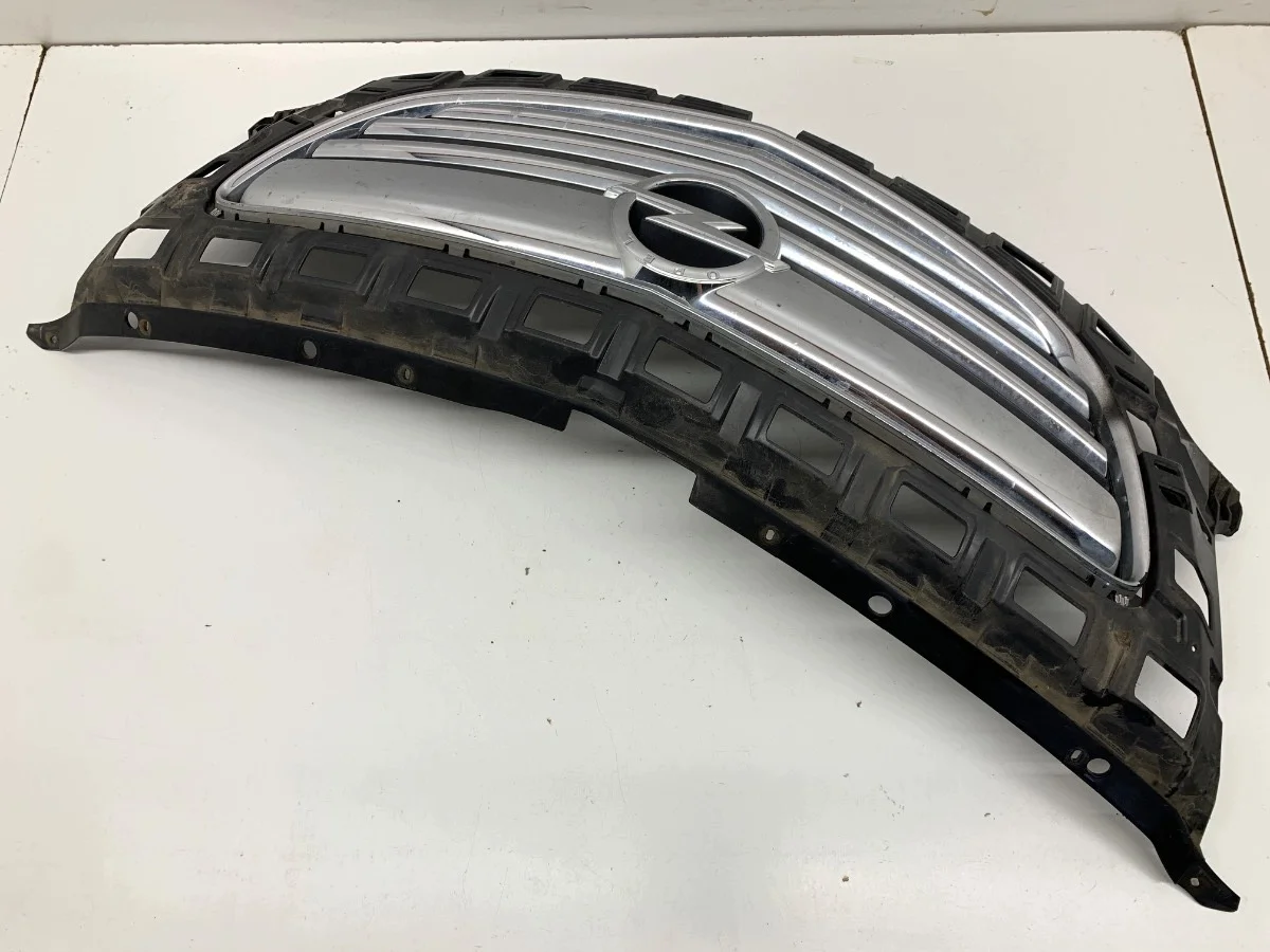 Calandre Opel Insignia A 13238420