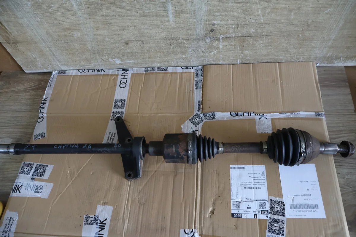 Chevrolet Captiva Drivaxel Höger Fram DZK4529