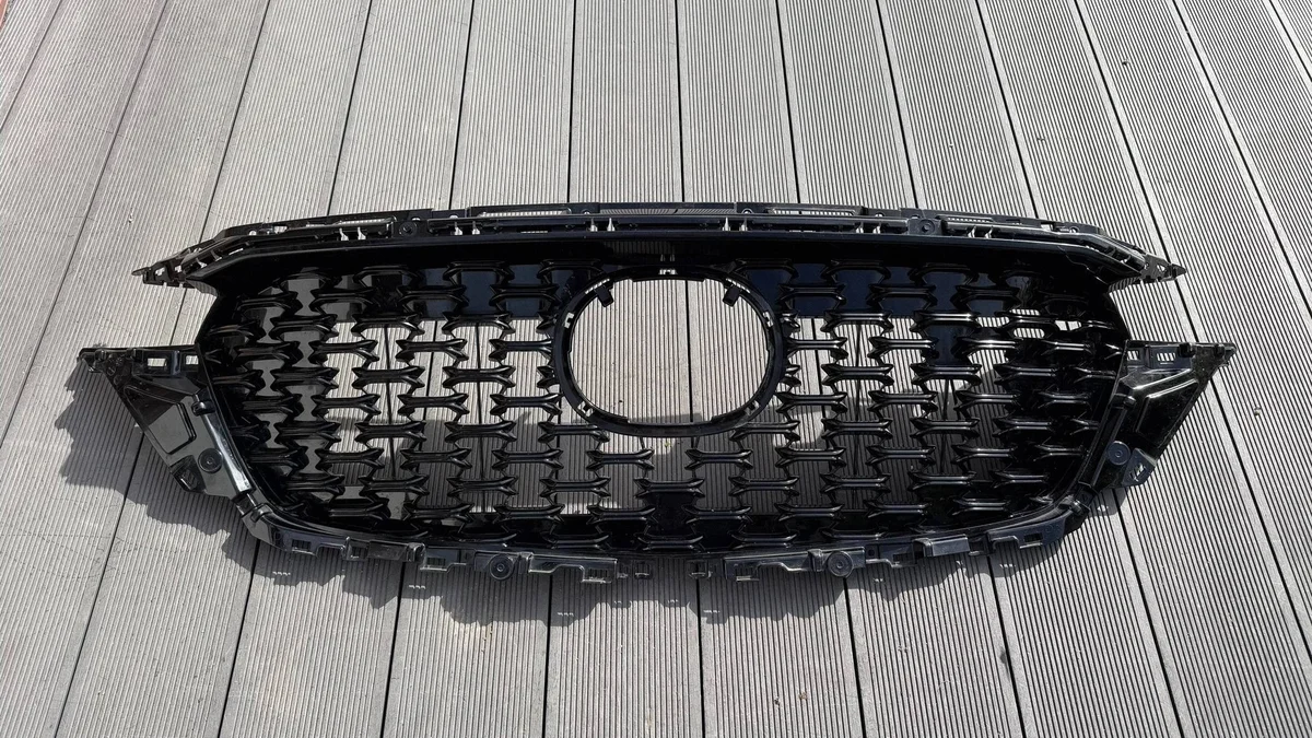 Grill fram Mazda CX-5 II KSD550719
