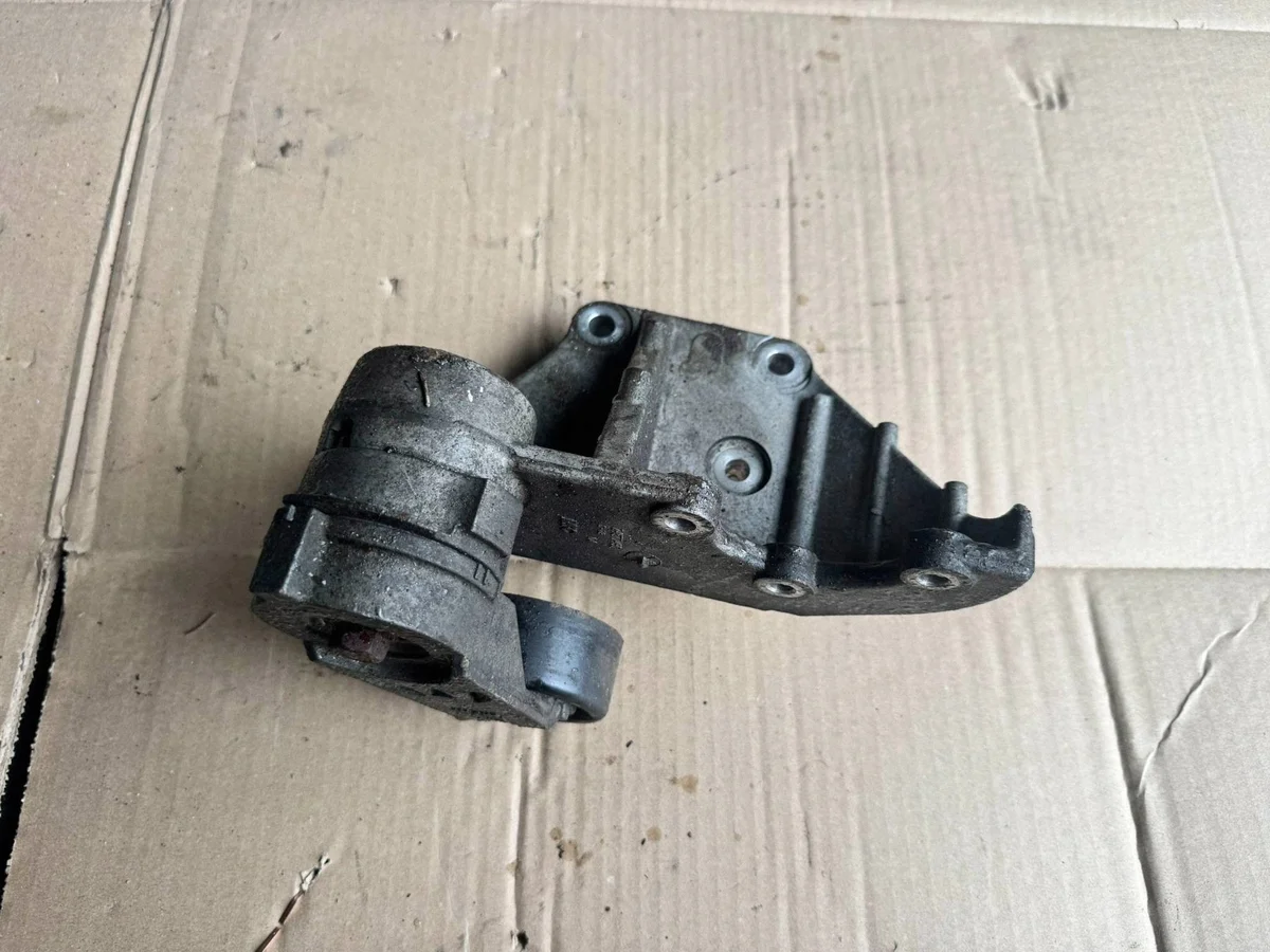 Suporte Bomba Direção Assistida Chevrolet 24577495