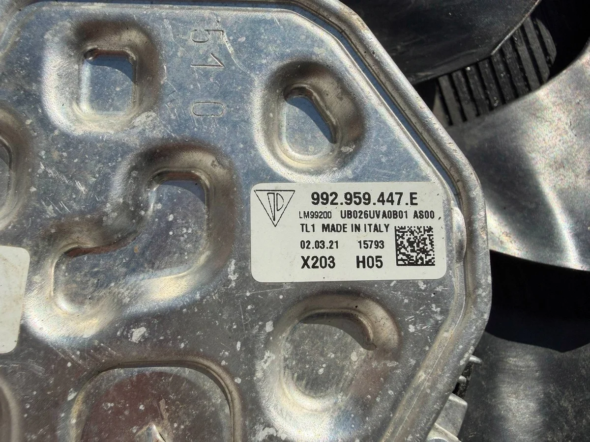 Kühlerlüfter Porsche 992 992959447E image 3