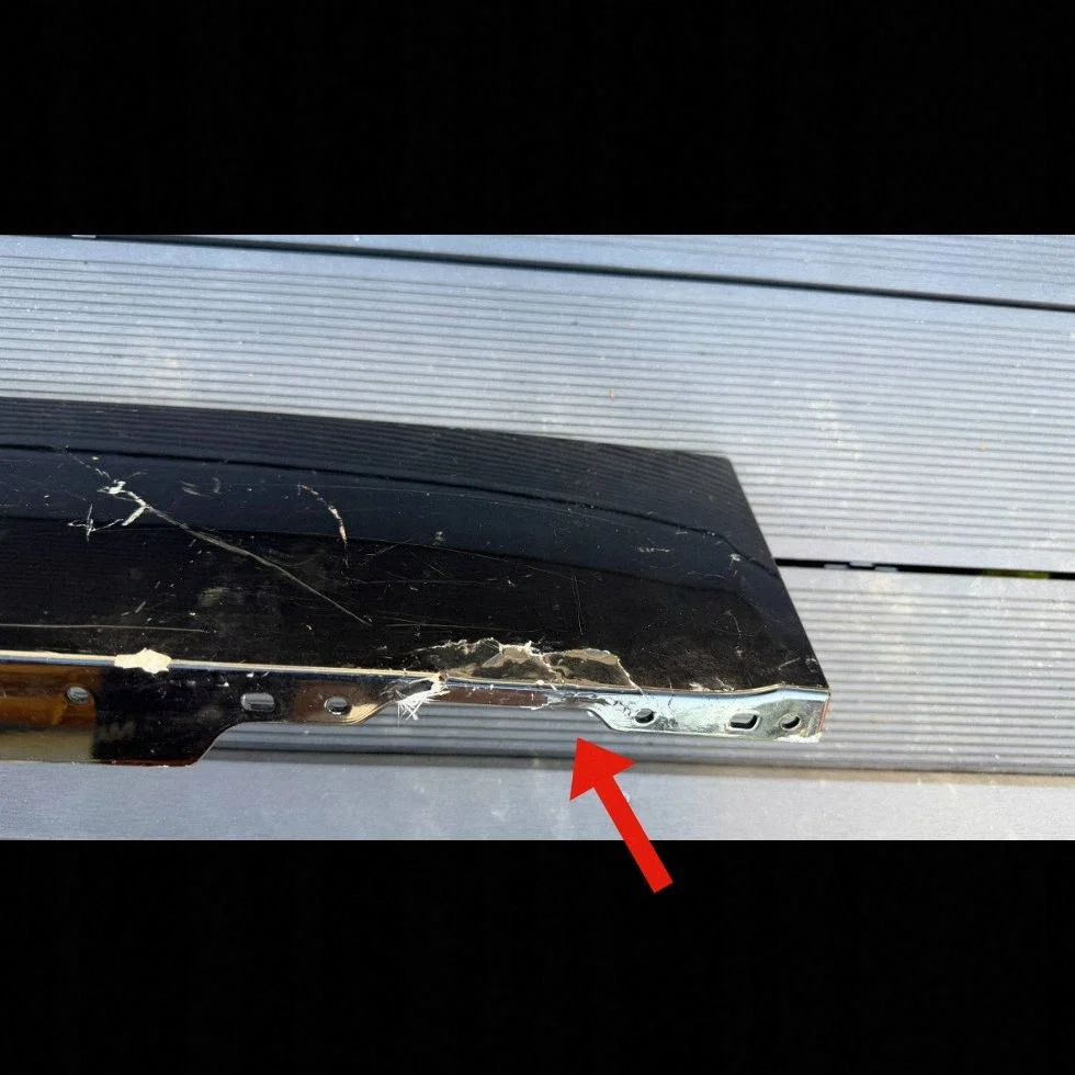 Aston Martin DBX Spoiler MY83C50202A thumbnail 3