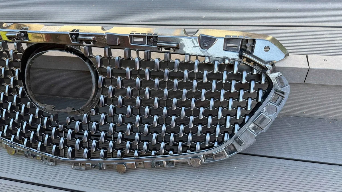 Grille avant Mazda 6 GBVG50719