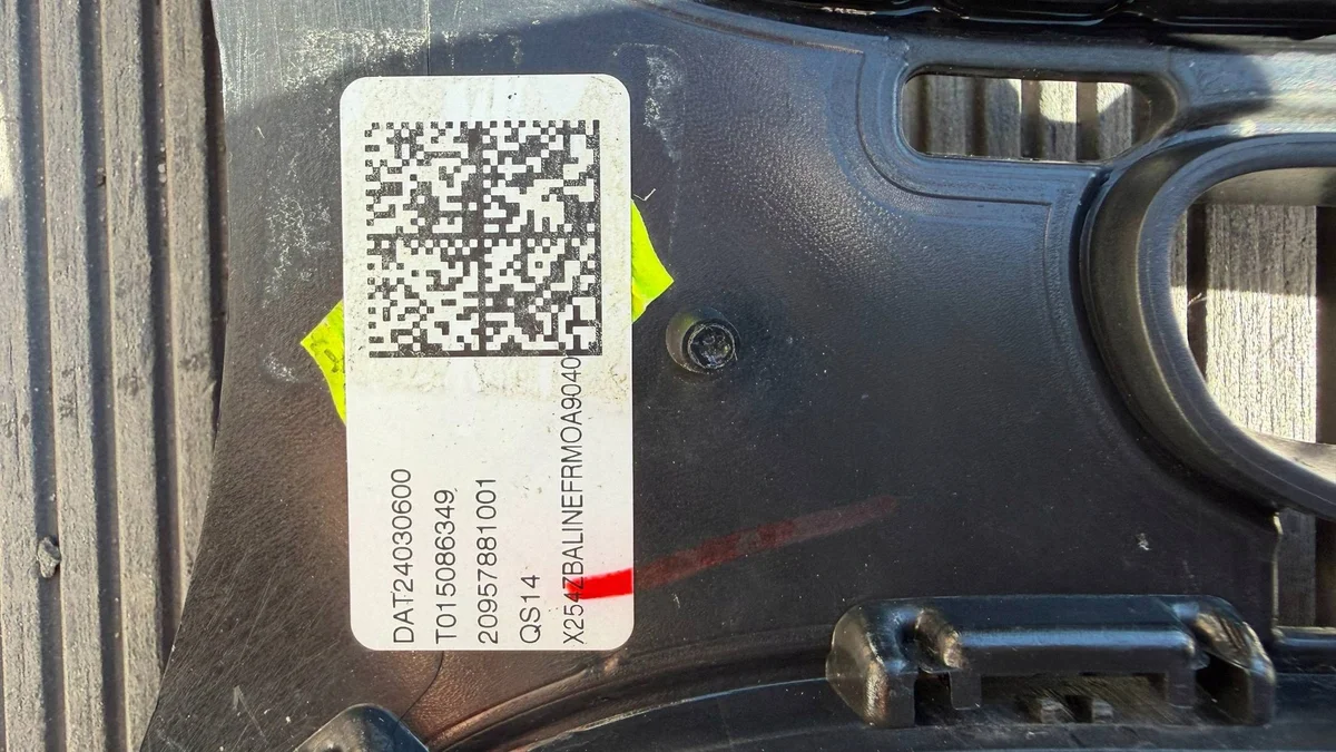 Grelha Frontal Mercedes-Benz GLC C254 A2548881800 image 8
