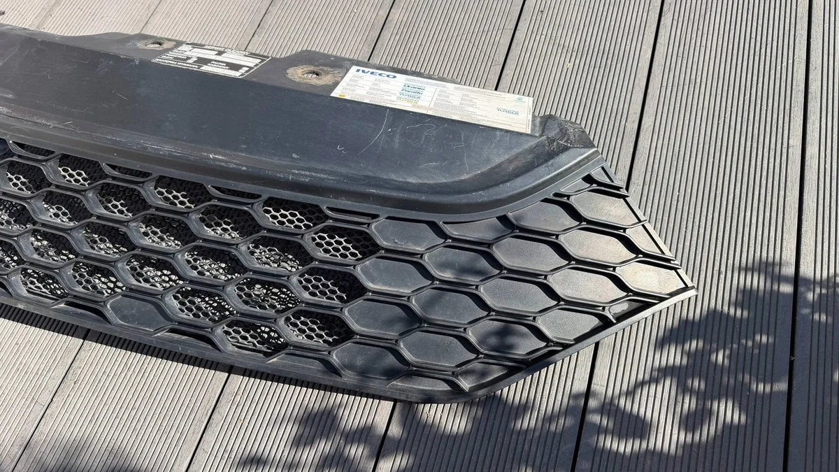 Grille avant Iveco Daily 6ème génération 5801543607