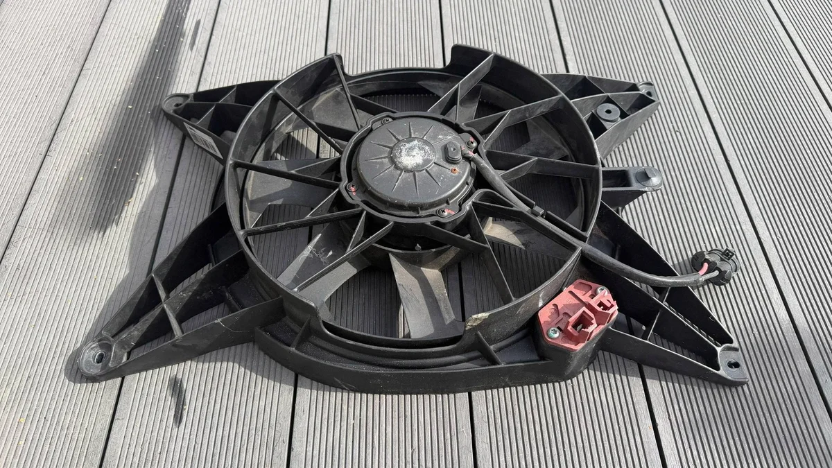 Ventilatore radiatore Ferrari 458 VA86AP76 image 6