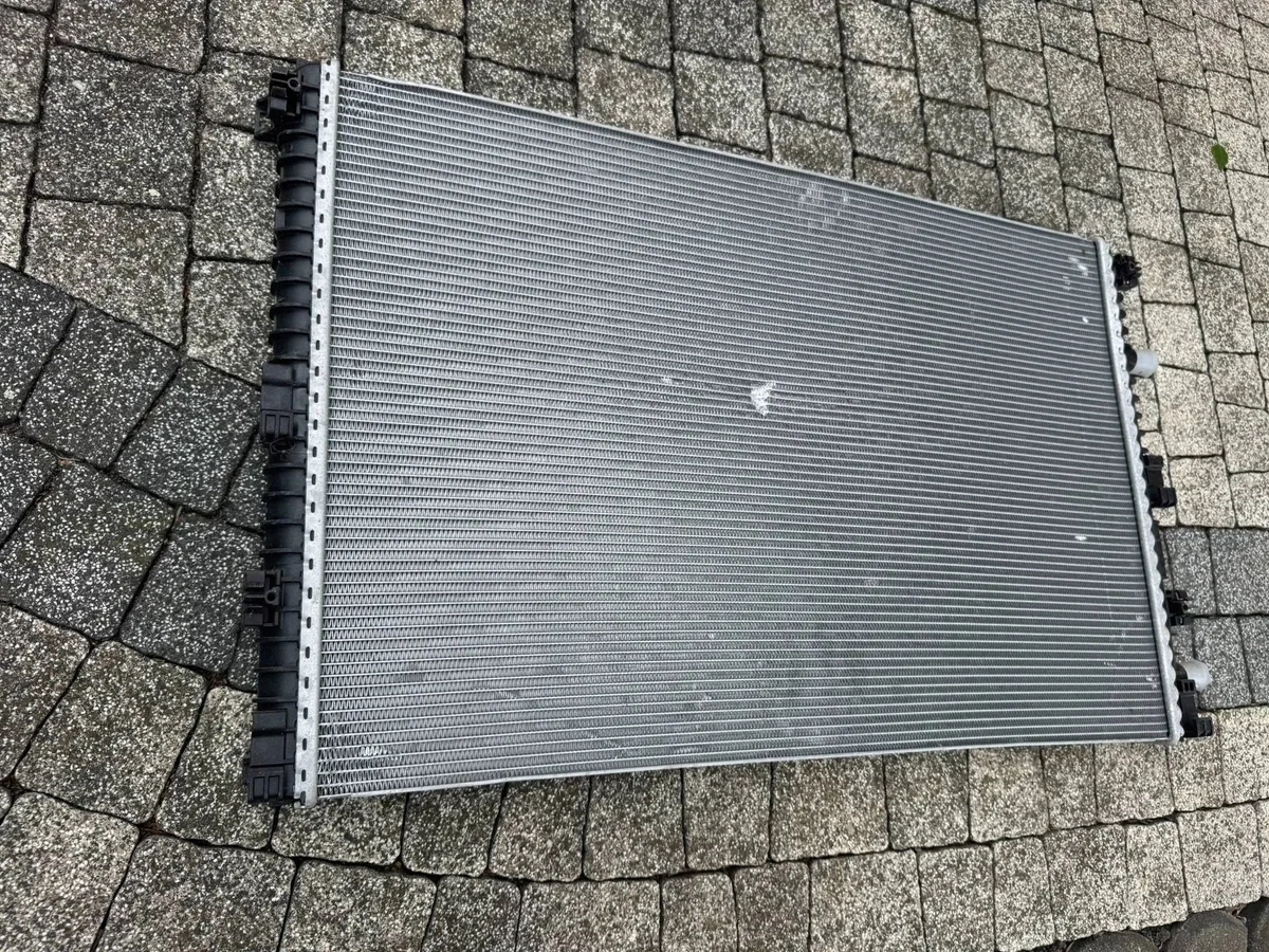 Audi Q7 4M airconditioningradiateur 4M0145804AA image 3