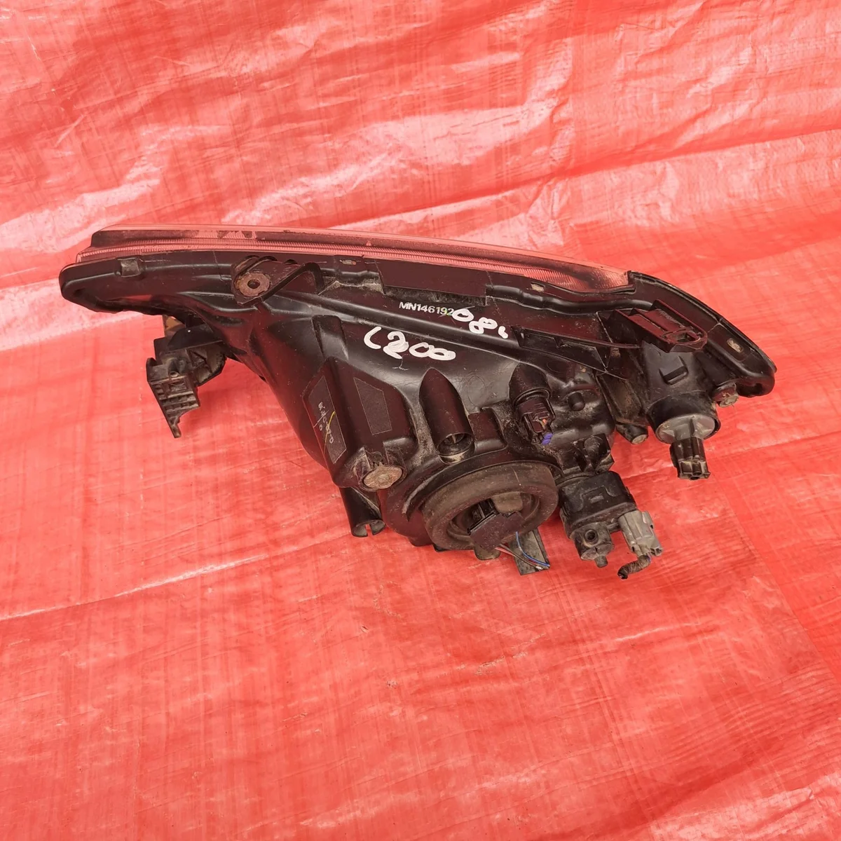Scheinwerfer rechts Mitsubishi L200 MN146192 image 4