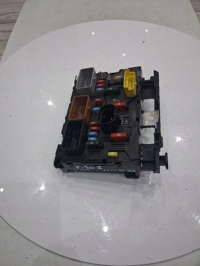 Scatola fusibili Peugeot 307 9661708280