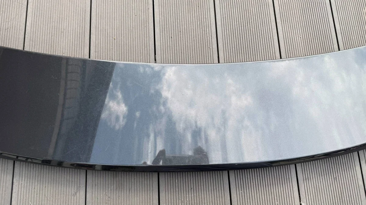 Porsche Taycan 9J1 Spoiler 9J1827933 image 3