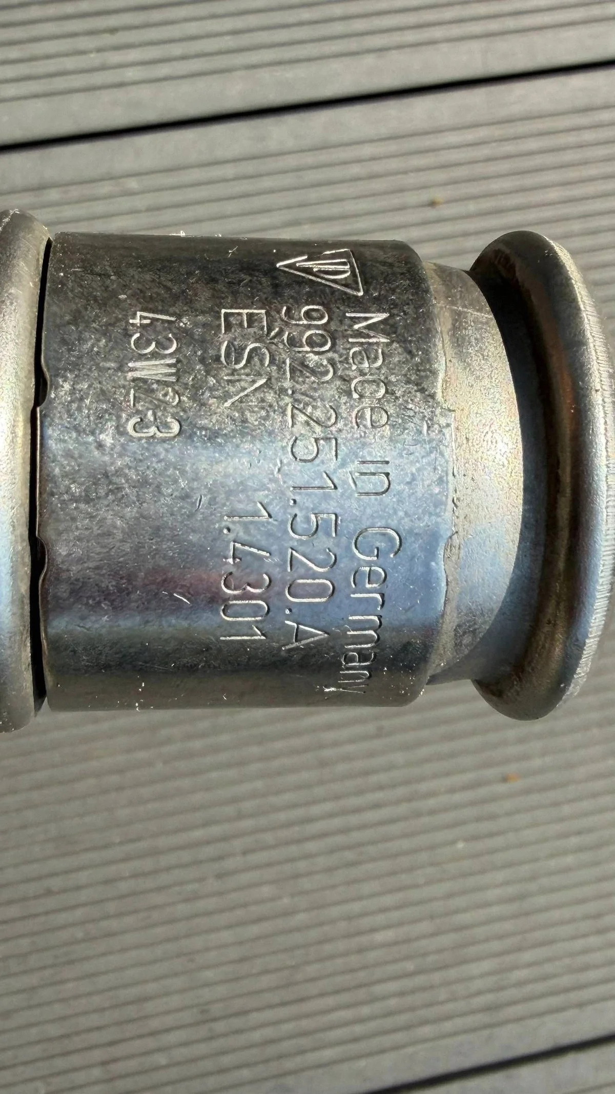 Pakosarjan osa Porsche 992 992251520A image 3
