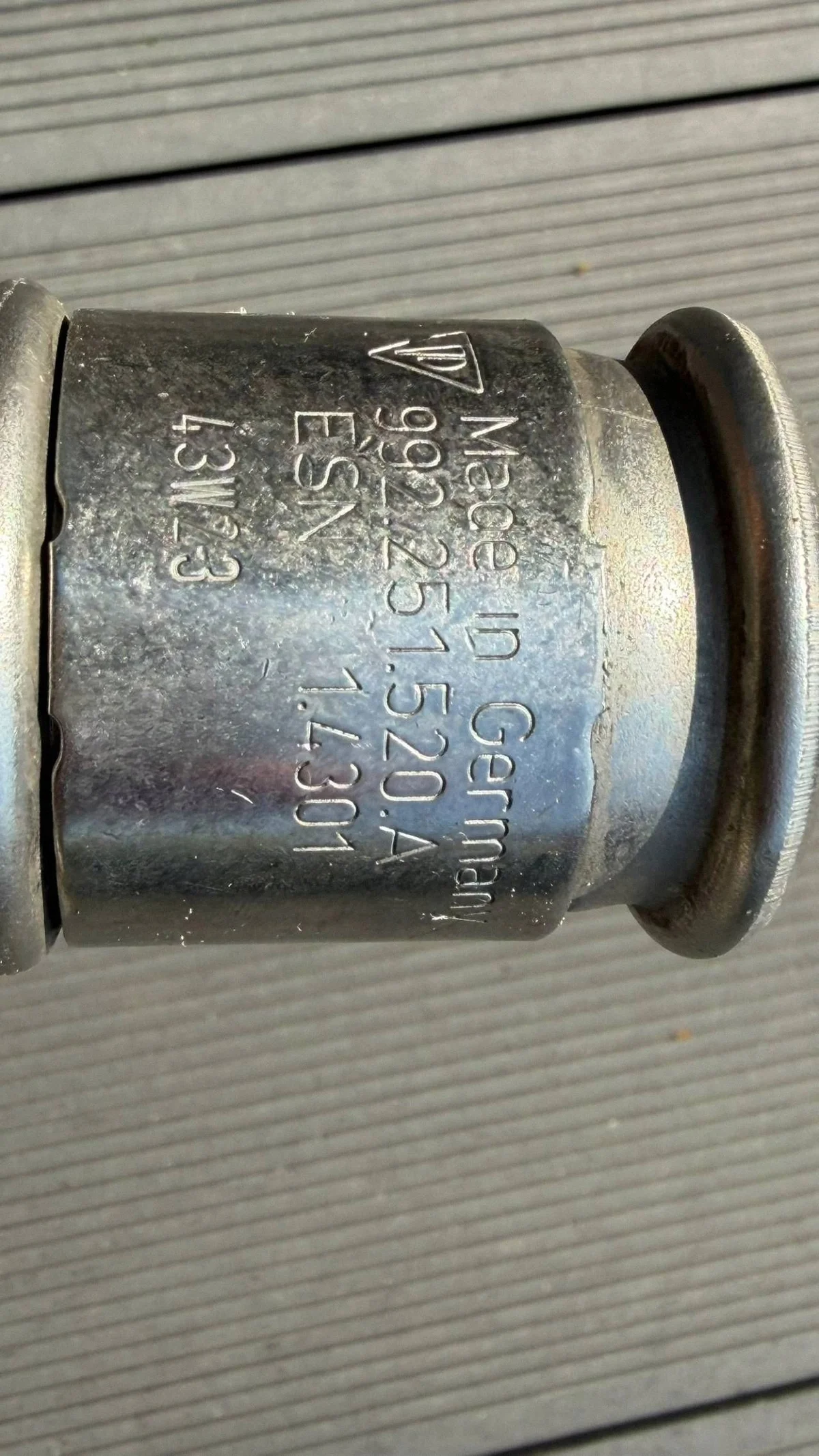 Pakosarjan osa Porsche 992 992251520A image 4