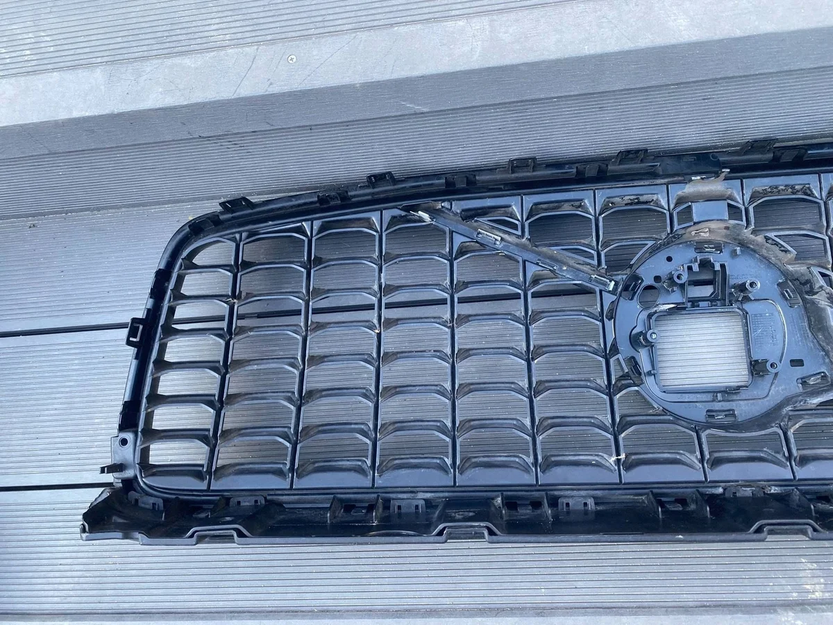 Grill Volvo XC90 32365199 image 9