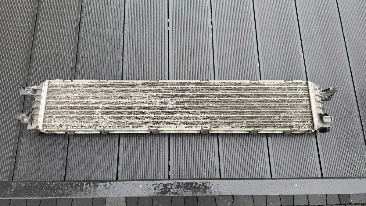 Ladeluftkühler Audi A6 C7 4G0145804D