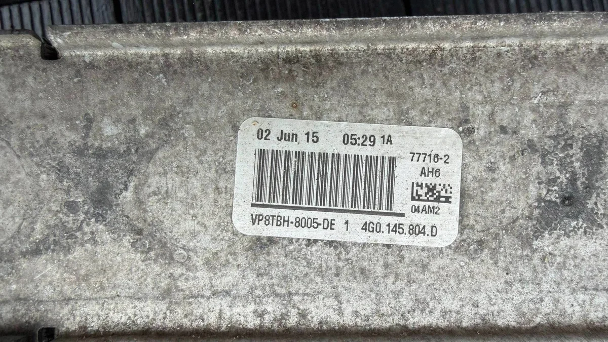 Ladeluftkühler Audi A6 C7 4G0145804D image 6