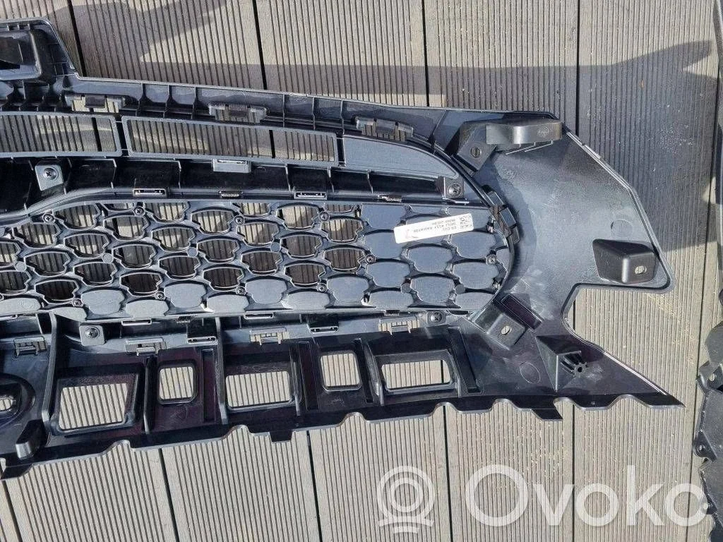Front Grille Kia Xceed 86350J7CB0 image 9