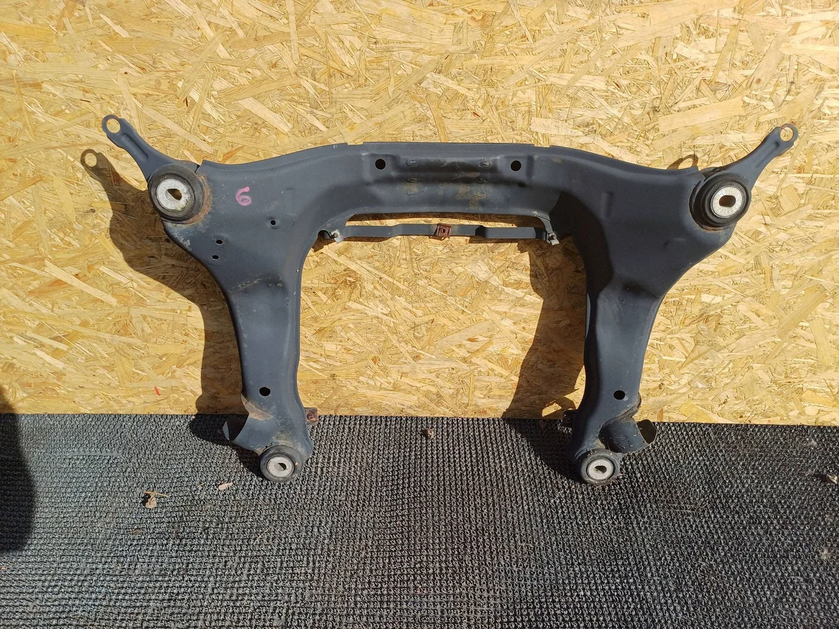 Framvagn Audi A4 B7 SEAT EXEO 8E0399313BD