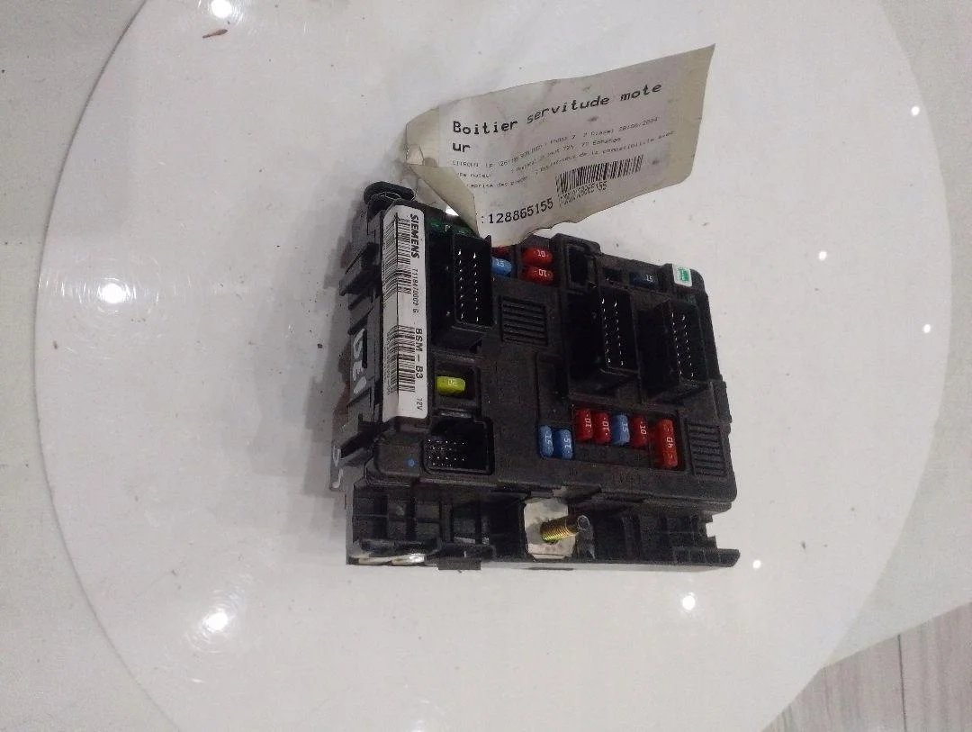 Fuse Box Citroen Berlingo 2.0 HDI 9643498880