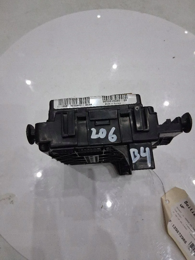 Sulakelaatikko BSM B4 Peugeot 206 1.6 HDI 9650618380 image 3
