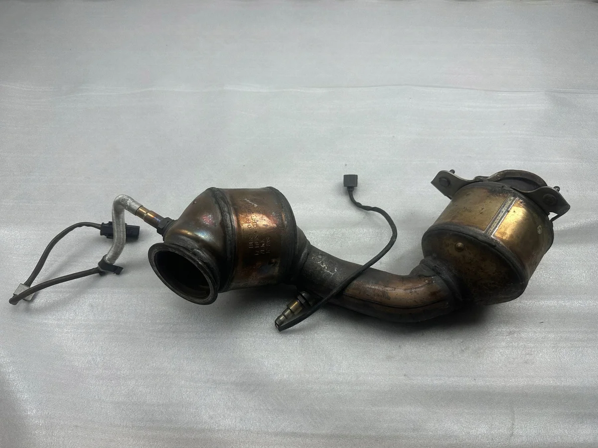Mercedes-Benz E W238 Catalytic Converter A2044904456