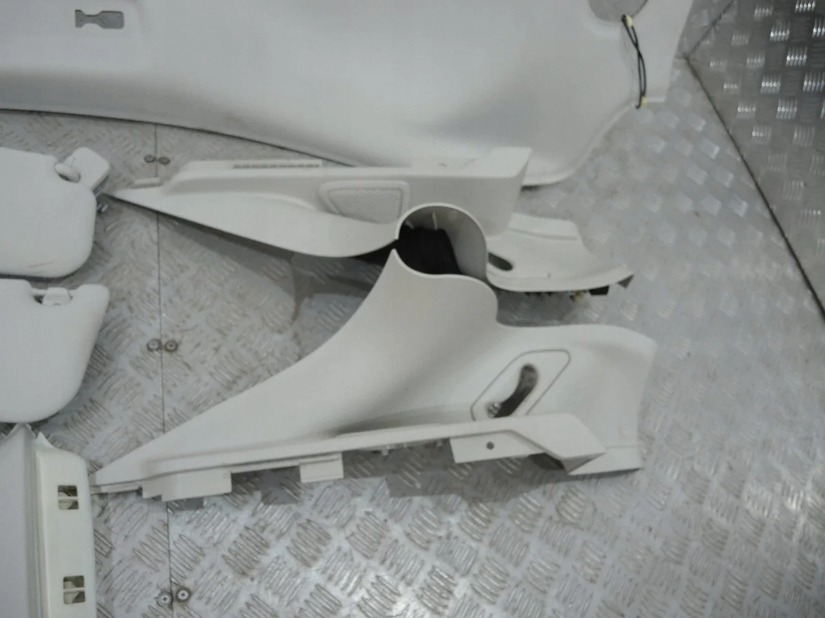 Komplet podsufitki Jaguar I-PACE image 3