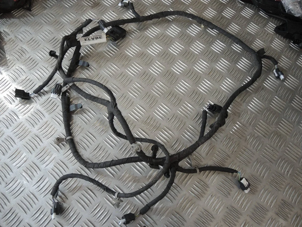 Cablaggio PDC Posteriore Ford Kuga Mk3 LX6T-15K868-ELVBE