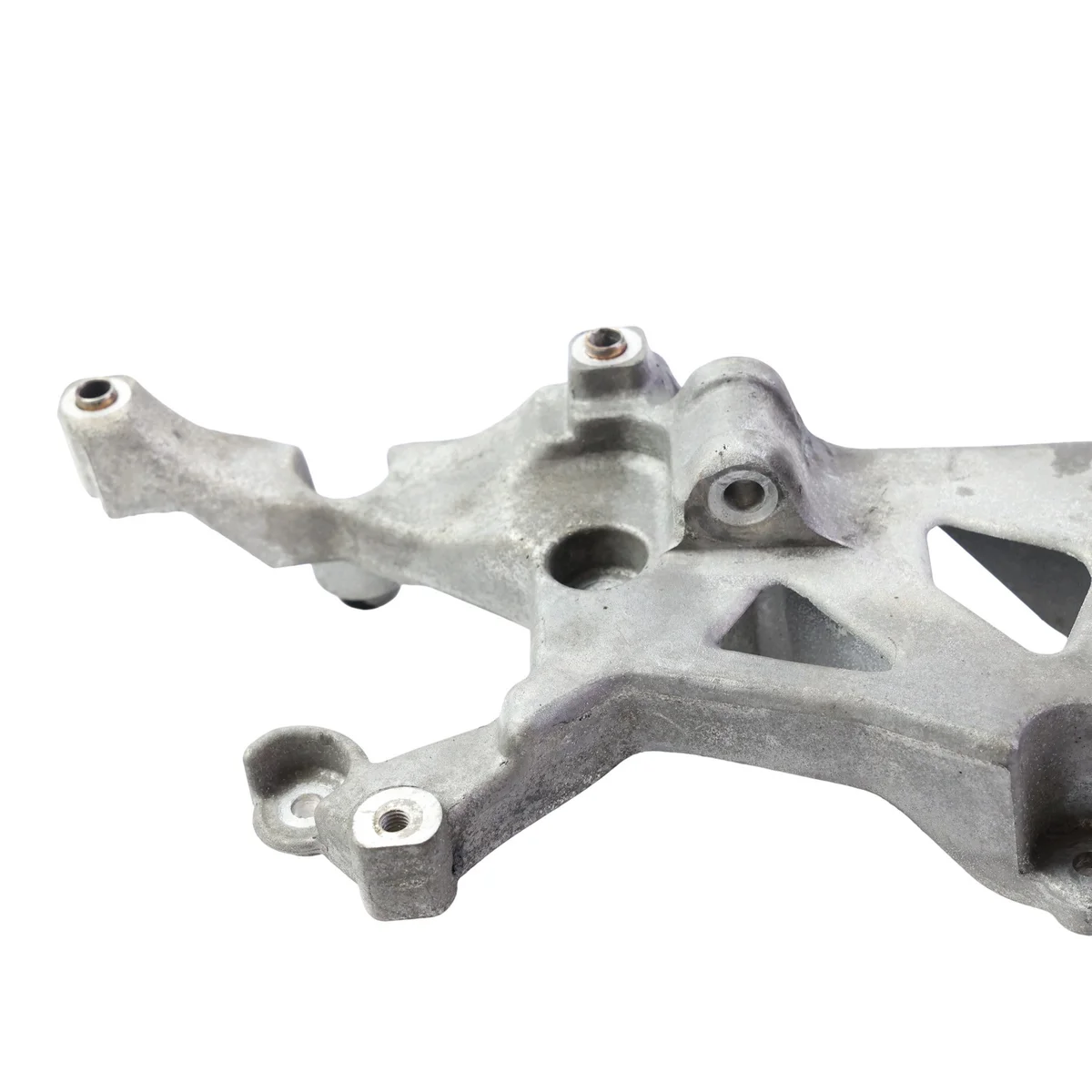 Supporto alternatore Jaguar XF C2Z13447 image 6