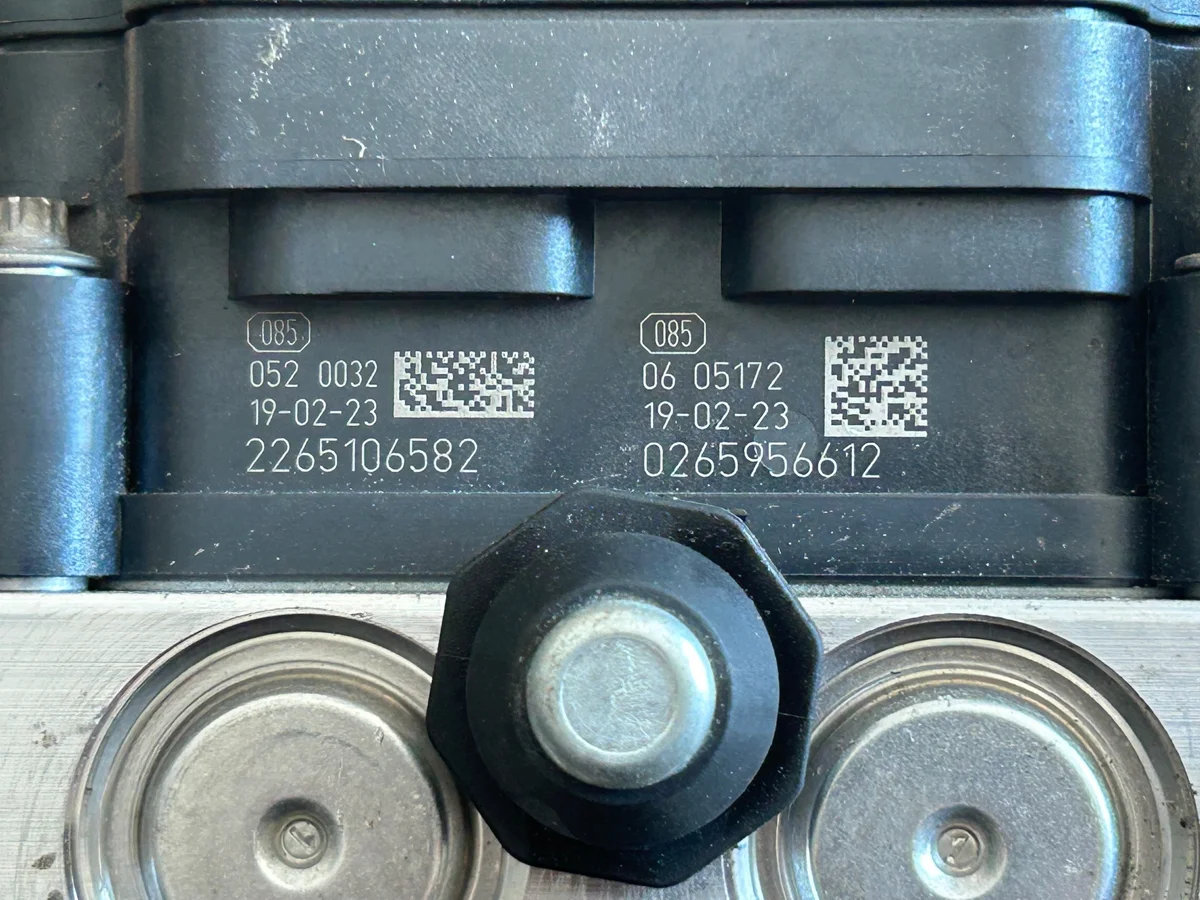 Bomba ABS Mercedes Classe A W177 0265956612