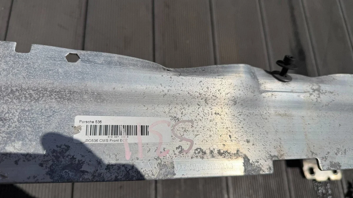 Porsche Cayenne Stoßfänger Träger 9Y0807109B image 7